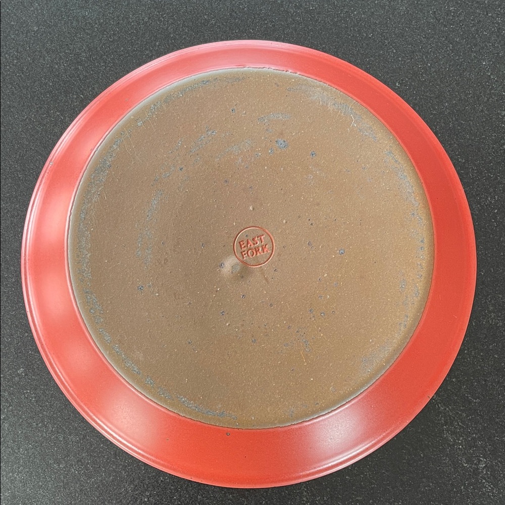 East Fork Henri’s Red Limited Edition Pie Plate - Picture 4 of 4